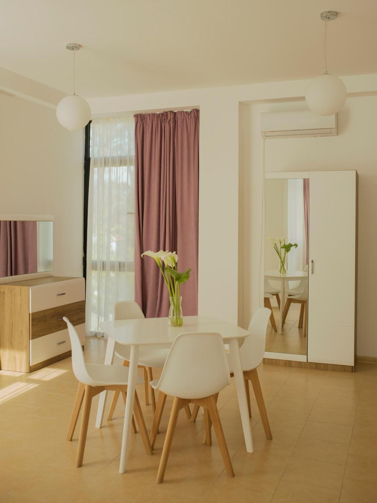 Aparthotel Majak Shekvetili Екстериор снимка