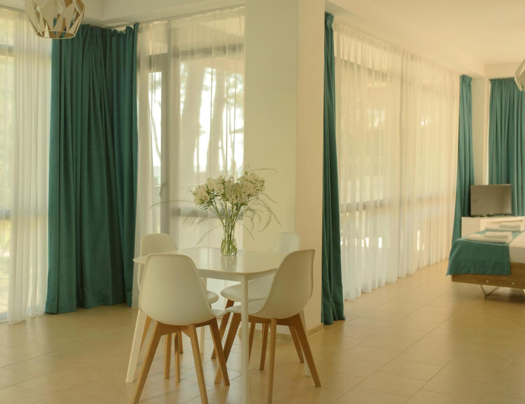 Aparthotel Majak Shekvetili Екстериор снимка